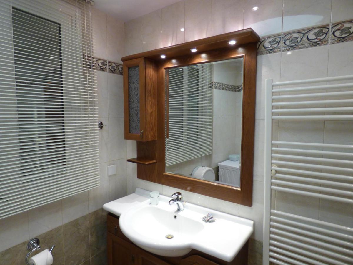 Old City View Apartment Volos Exterior photo